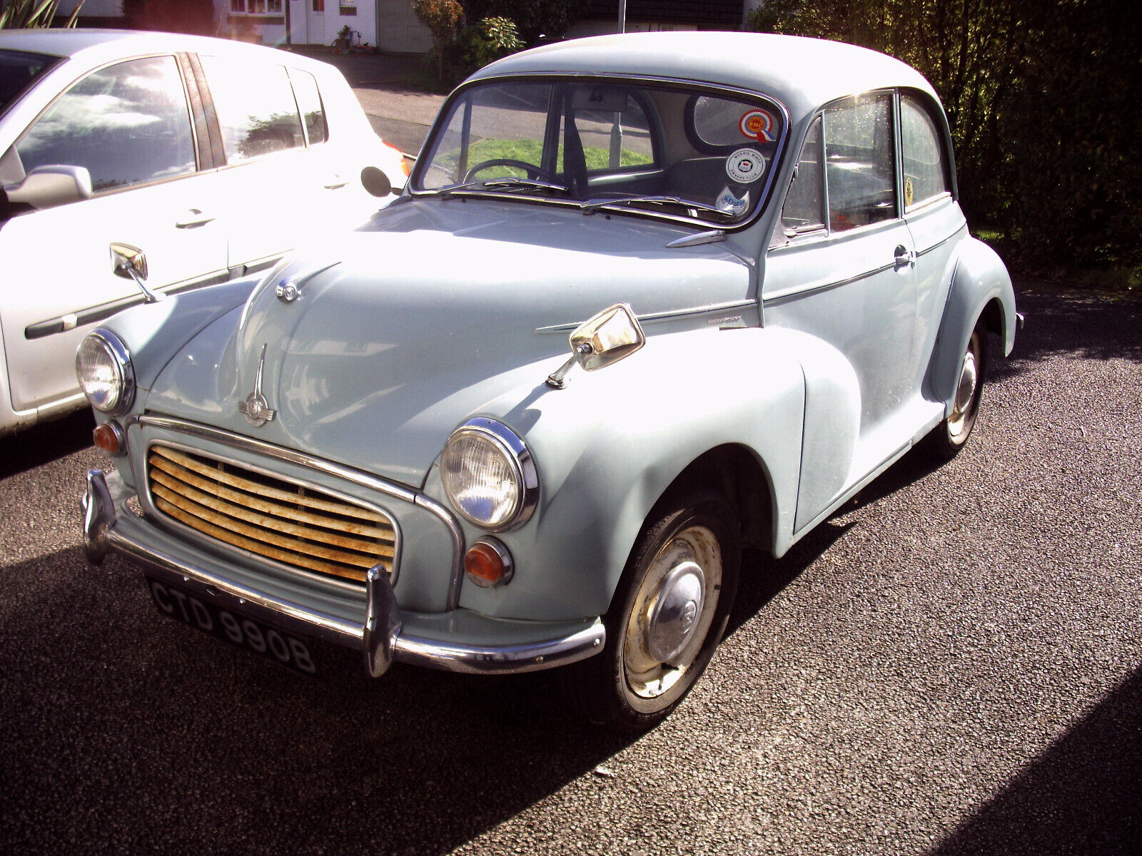 New Wheels! Our Classic Morris Minor Adventure Begins